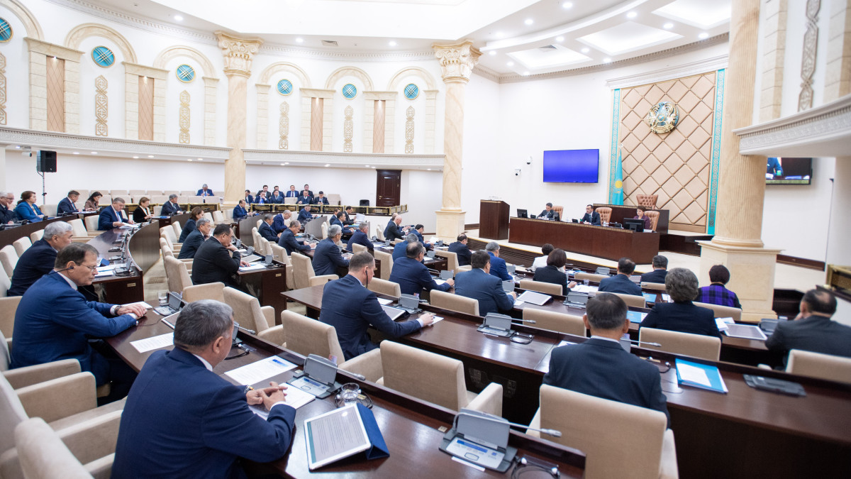 Елімізде Сенат депутаттарын сайлау қашан өтетіні белгілі болды