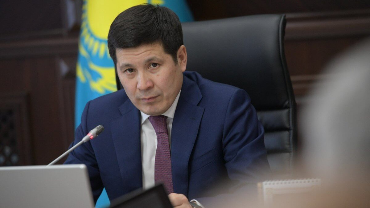 Аким Павлодарской области освобожден от должности