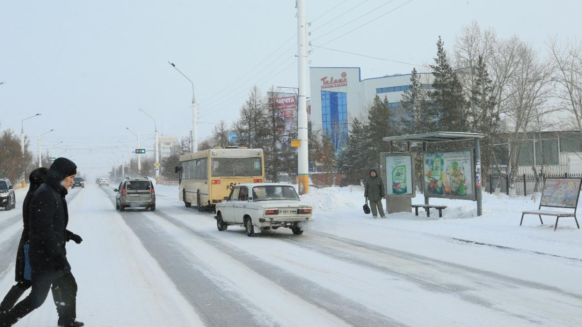 В Костанае без отопления остались 122 дома и аэропорт