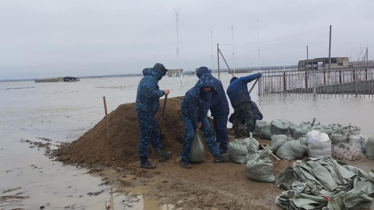 В Актобе объявили режим ЧС