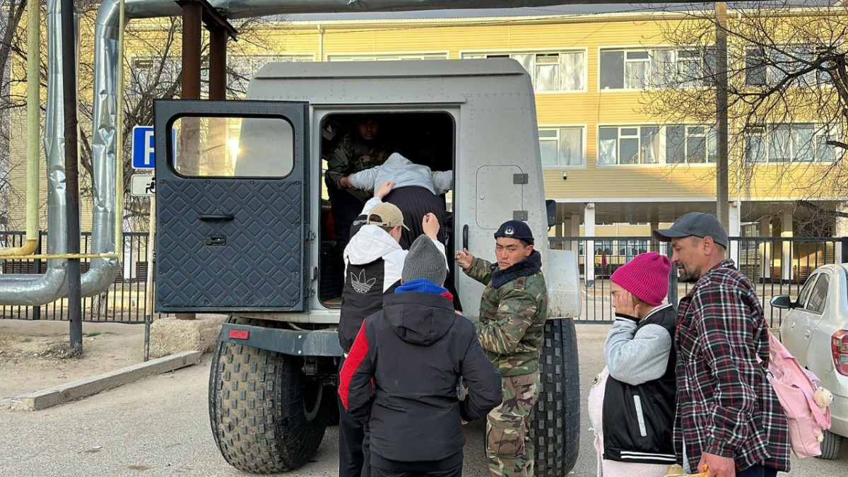 Жылыой ауданынан 28 мыңнан астам адам эвакуацияланды