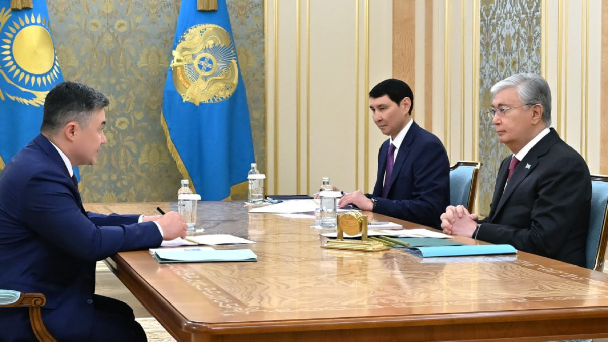 President Kassym-Jomart Tokayev receives Chairman of National Bank