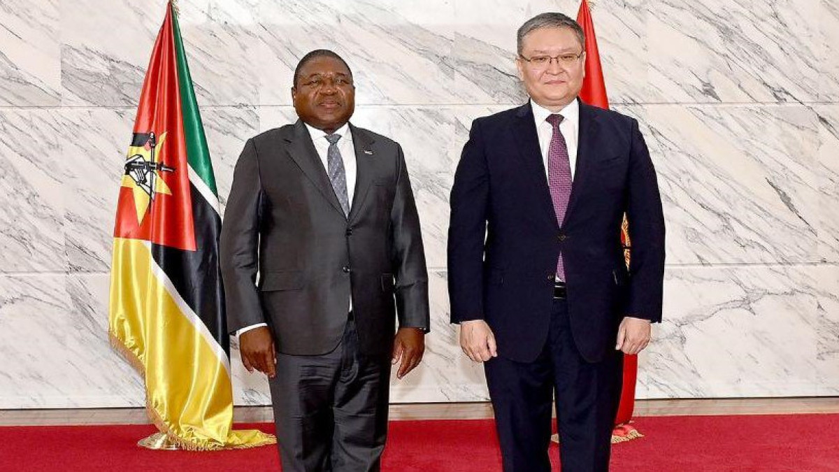 Ambassador of Kazakhstan presents credentials to President of Mozambique