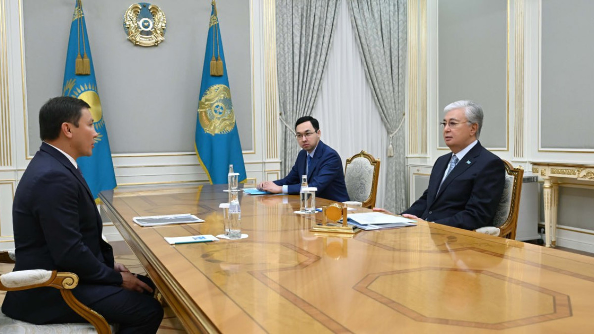 Head of State receives President of National Olympic Committee Gennady Golovkin