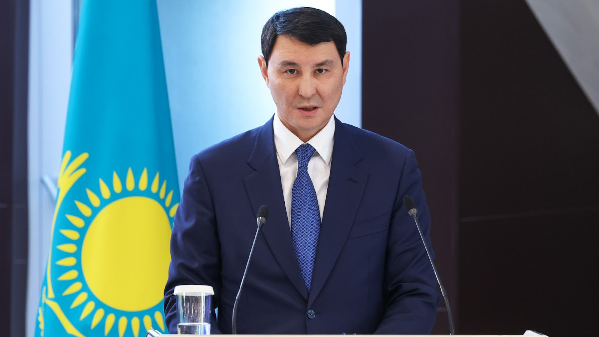 Kazakh PM sets goals for Kazakhstan budget system