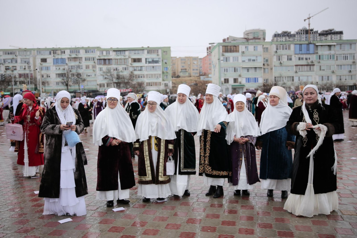 Mangystau region set world record in wearing national clothes