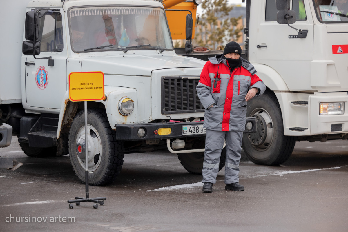 Службы МЧС проводят масштабные учения в Астане