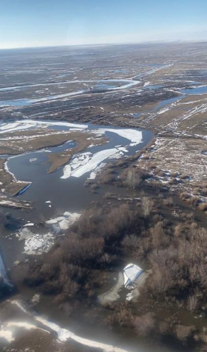 Свыше 100 тыс кубометров талой воды откачали в ЗКО