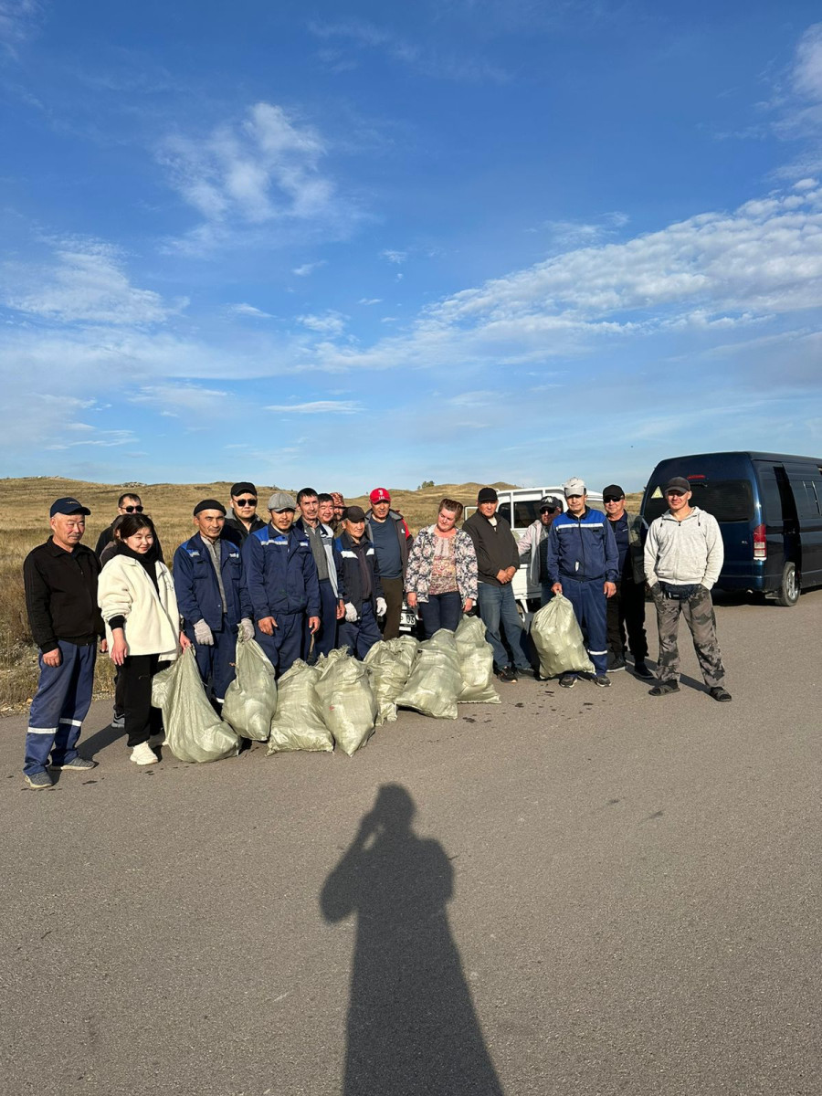 Поддержание чистоты на курорте Бурабай: почти 1000 кубометров мусора вывезено в 2024 году