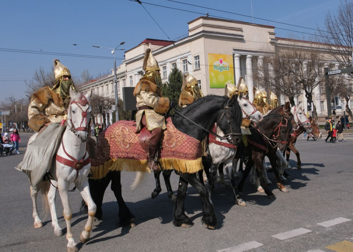 Алматыдағы Наурыз мерекесінен фоторепортаж