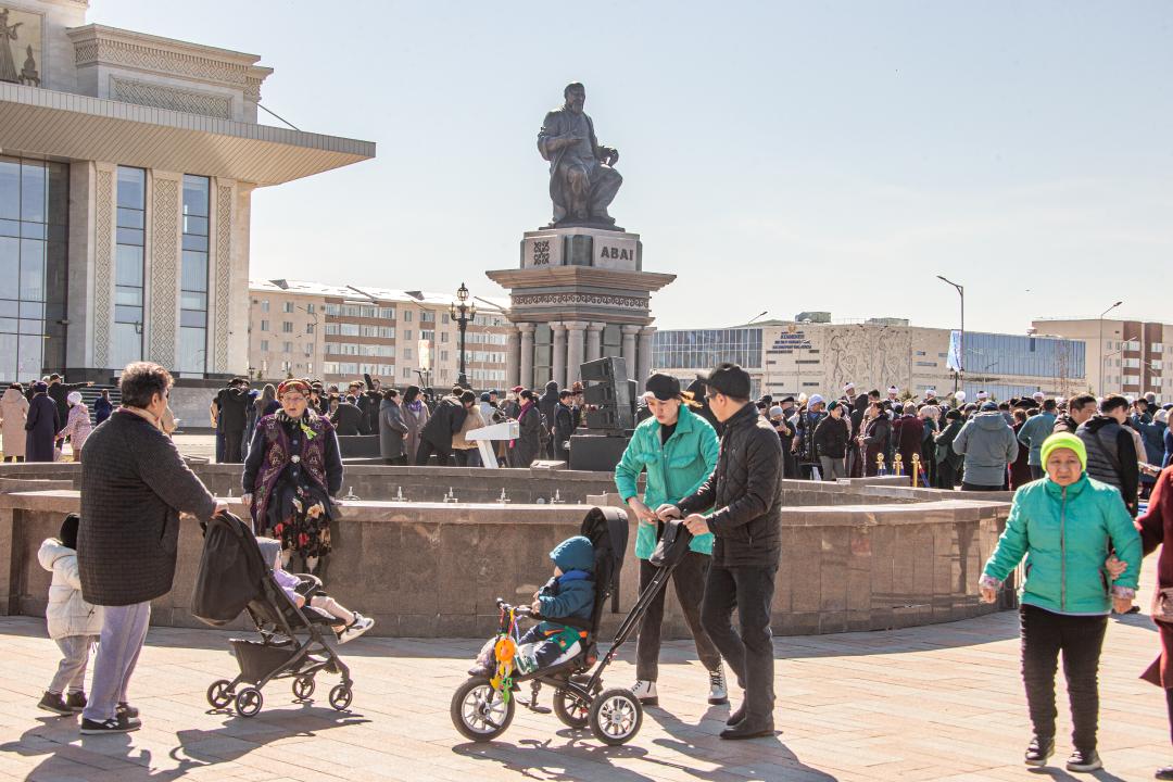 В честь Наурыза в Талдыкоргане высадили тысячу саженцев