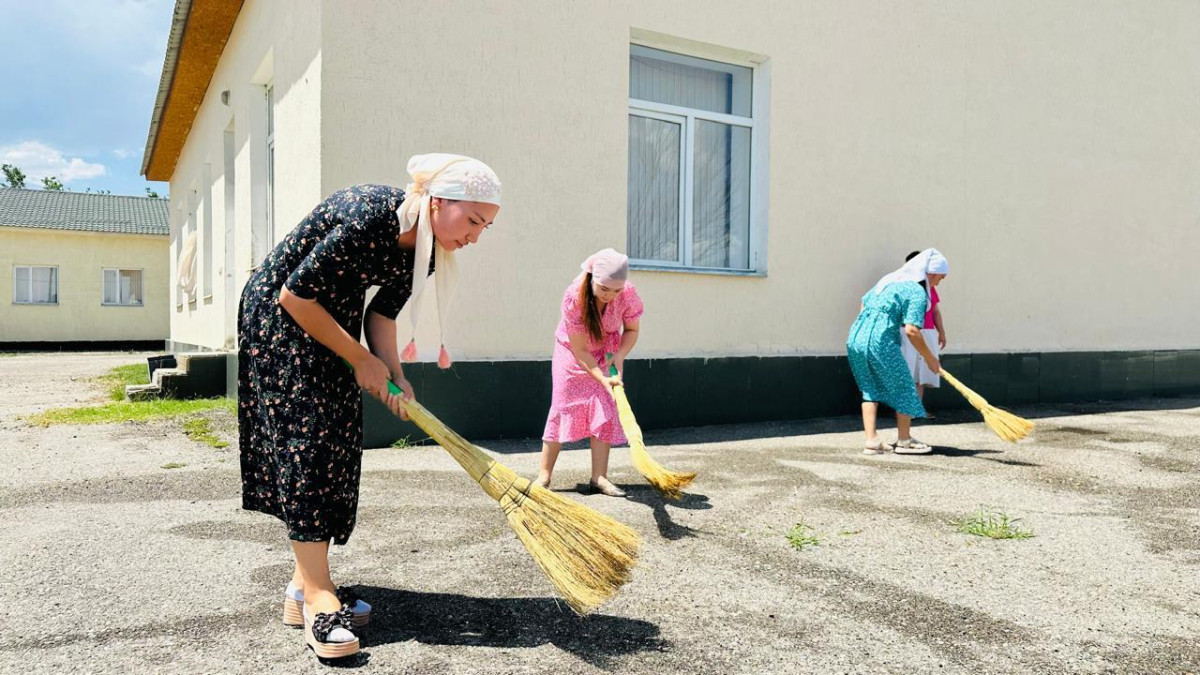 «Чистый Казахстан»: в Жамбылской области продолжается масштабная экологическая кампания