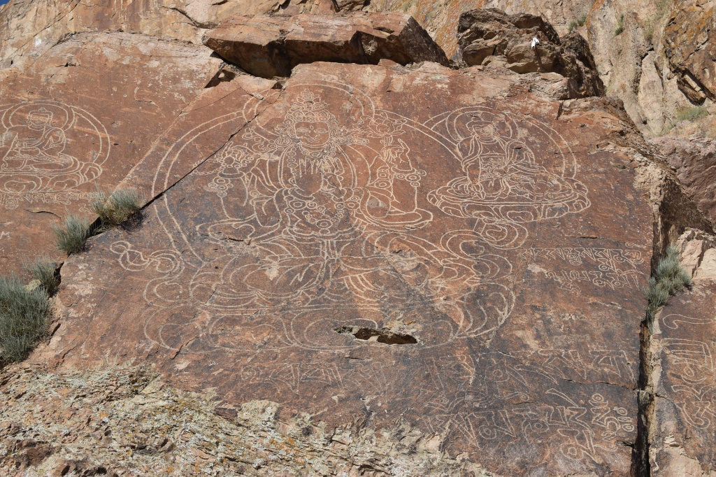 rock-painting-2948388_1920.jpg