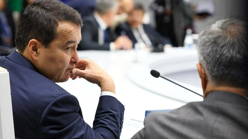 Kazakh PM proposes to hold consultations of EAEU countries` central banks