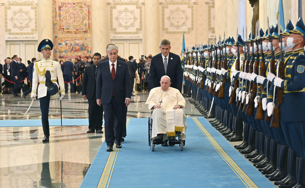 Рим Папасы бейбітшілік пен өзара түсіністікке шақыратын бастамаларға себепші болуы мүмкін 