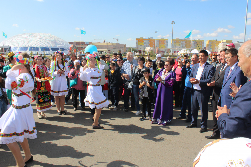 Фестиваль национальной одежды прошел в Уральске