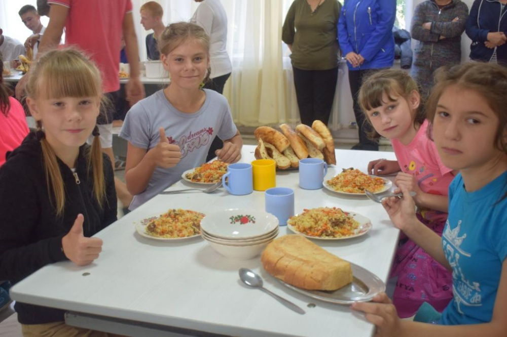 Қостанайдың тәжік-өзбек этномәдени бірлестігі балалар ауылының тәрбиеленушілеріне мереке сыйлады