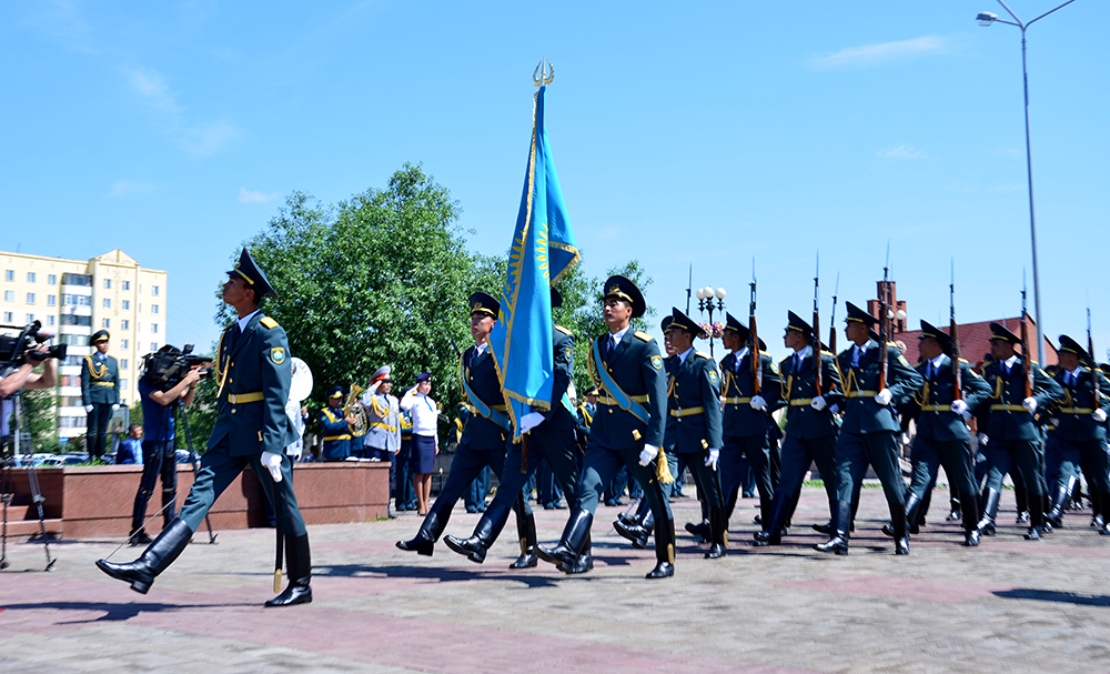  Полицейлер кәсіби мерекесін қалай атап өтті? 