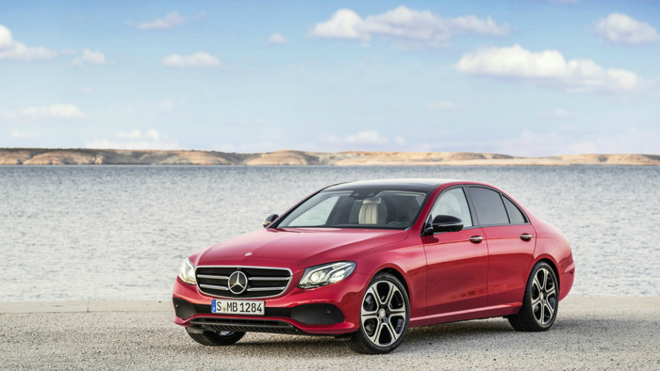 Mercedes-Benz брендінің E-Class сериясындағы жаңа нұсқаның суреттері жарияланды (ФОТО)